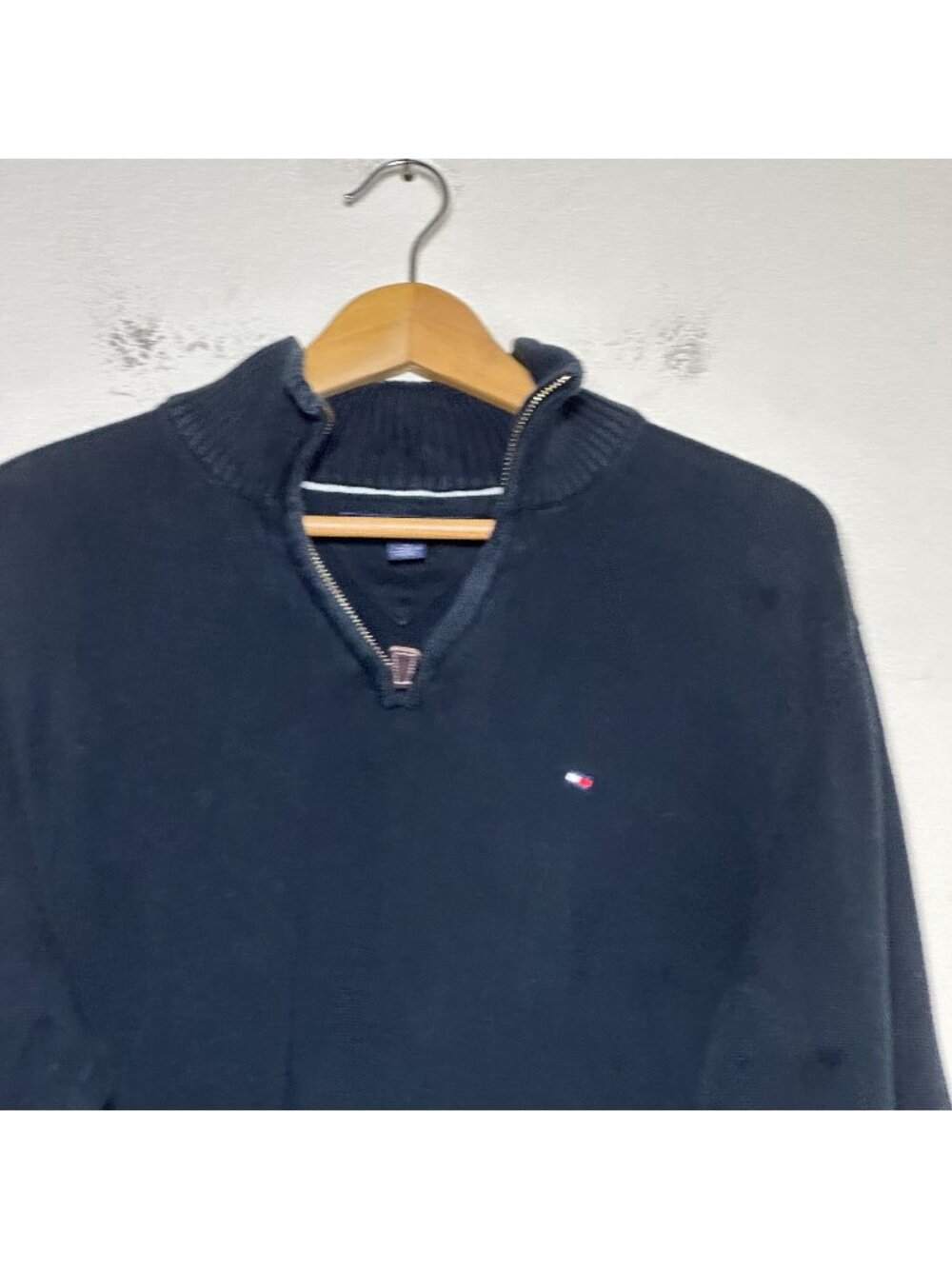Tommy Hilfiger 1/4 Zip Up Preppy Sweater Men M Black Casual Pullover Minimal